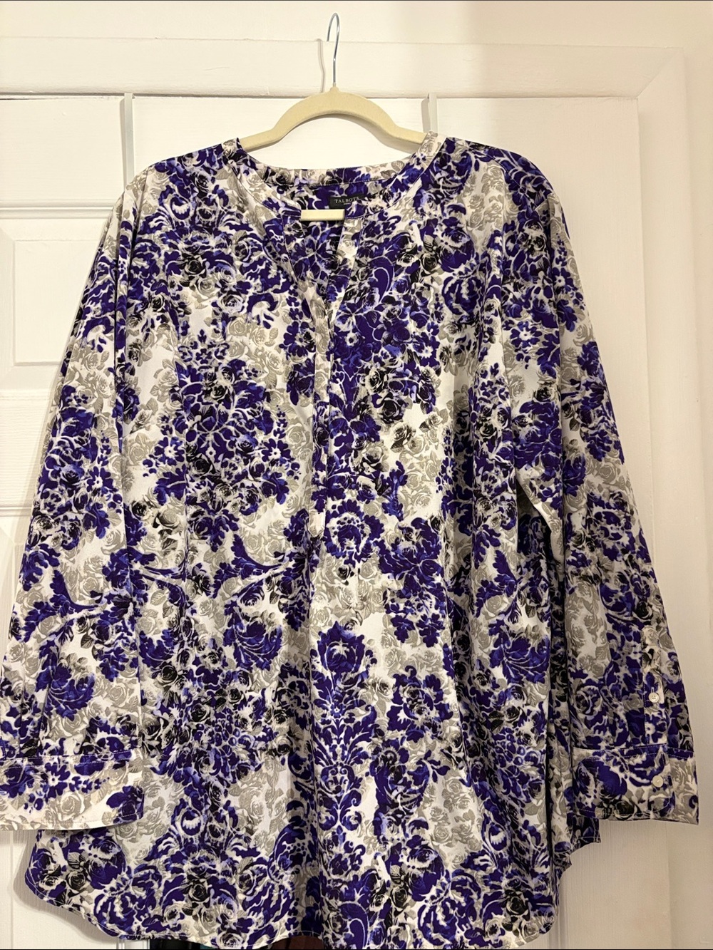 Talbots White and Purple Floral Long-Sleeve Tunic size 3X PtP 26 L 30 inches